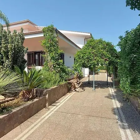 The Rosa's House *